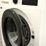 House, Garden & Garage, Downtown, Near Zenith & A75