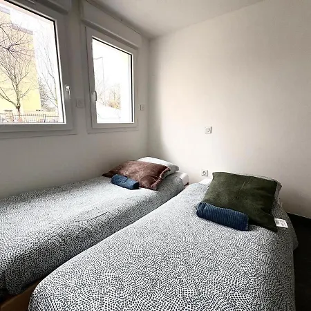 Feriehus House, Garden & Garage, Downtown, Near Zenith & A75 Cournon-d'Auvergne